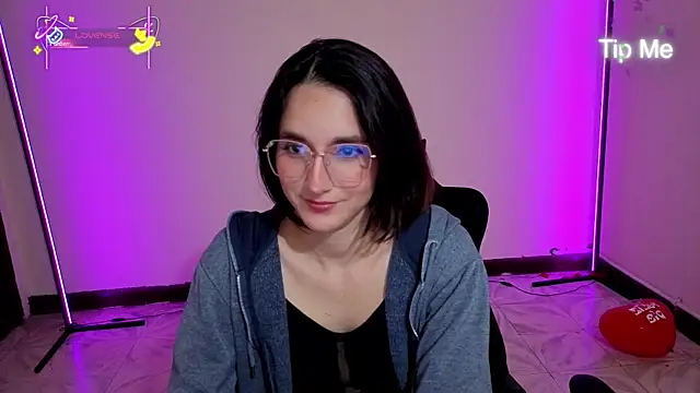 MiaLozanox online show from October 2025 08:27:02 AM