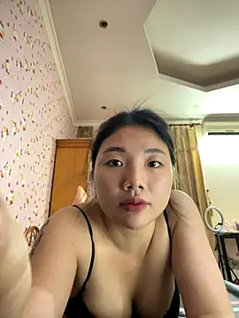 D2sweet online show from October 2025 02:31:02 PM