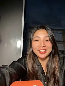 D2sweet online show from October 2025 01:08:01 PM