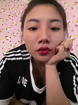 D2sweet online show from November 2025 05:44:01 AM