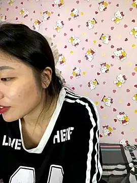 D2sweet online show from November 2025 02:50:01 PM