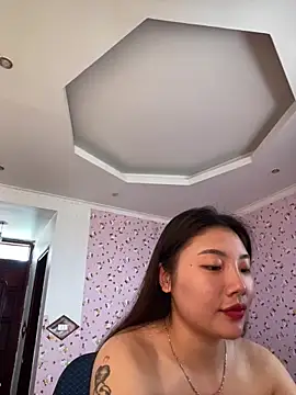 D2sweet online show from September 2025 01:49:02 AM