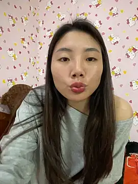 D2sweet online show from November 2025 03:45:01 PM