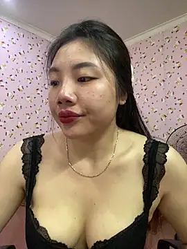 D2sweet online show from September 2025 11:32:02 AM