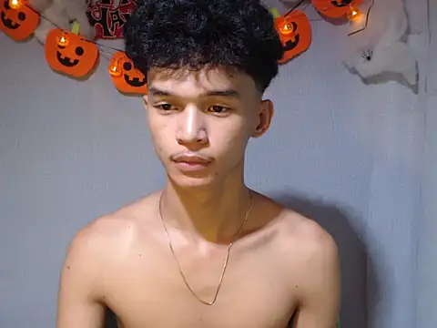 Snapshot of Daqt_15 chatting on November 2025 02:50:01 PM Daqt 15 online show from November 2025 02:50:01 PM