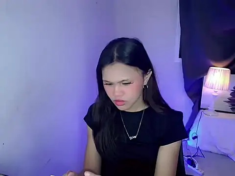 Filipina milker online show from October 2025 01:32:01 PM