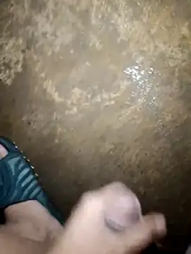 Filipina milker online show from February 2026 03:00:01 PM