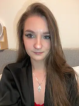 Snapshot of AdelinaEmber chatting on November 2025 11:42:01 AM AdelinaEmber online show from November 2025 11:42:01 AM