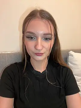 Snapshot of AdelinaEmber chatting on November 2025 05:06:02 PM AdelinaEmber online show from November 2025 05:06:02 PM