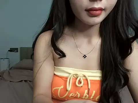 Lucie-Sexy2k online show from June 2026 05:04:02 AM