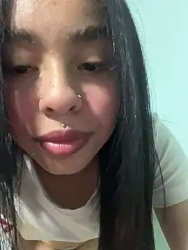 Xiiki online show from April 2026 04:06:01 AM