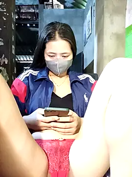 Snapshot of Venessa chatting on October 2025 01:48:01 AM Venessa online show from October 2025 01:48:01 AM