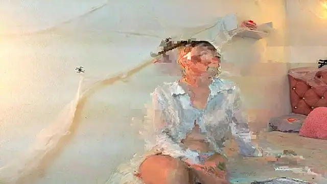 Snapshot of Kyra_Honey chatting on October 2025 08:19:01 PM Kyra Honey online show from October 2025 08:19:01 PM