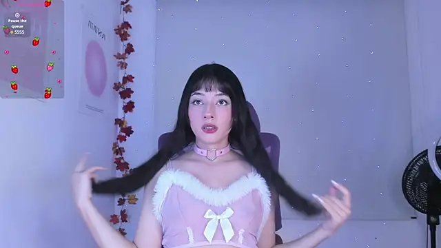 Cleogh  online show from November 2025 02:16:01 AM