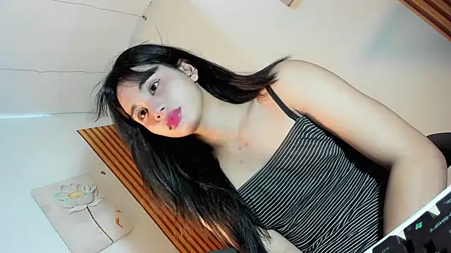 Snapshot of Ts_morena chatting on October 2025 02:18:02 PM Ts morena online show from October 2025 02:18:02 PM