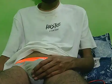 Snapshot of rockyy23boy chatting on December 2025 03:44:02 AM rockyy23boy online show from December 2025 03:44:02 AM