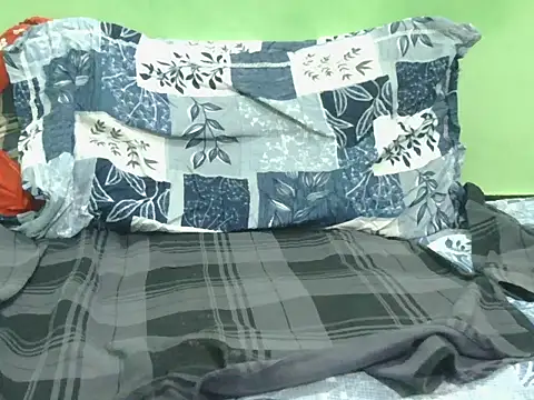 Snapshot of rockyy23boy chatting on November 2025 01:39:01 AM rockyy23boy online show from November 2025 01:39:01 AM