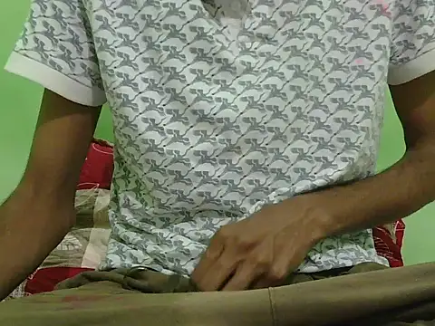 Snapshot of rockyy23boy chatting on November 2025 10:47:02 PM rockyy23boy online show from November 2025 10:47:02 PM