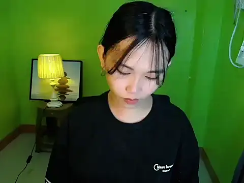 Ricaliciuos online show from March 2026 10:48:02 PM