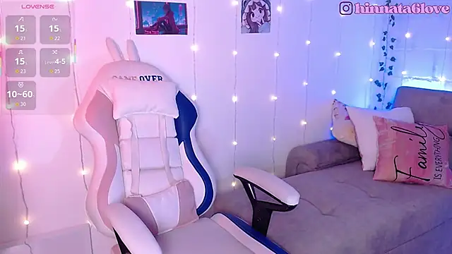 hinnata lovely online show from November 2025 12:20:02 PM