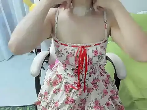 LuckyBabe new01 online show from May 2026 04:58:01 PM