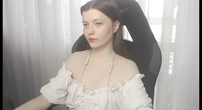 cute elfy  online show from February 2026 02:02:01 PM