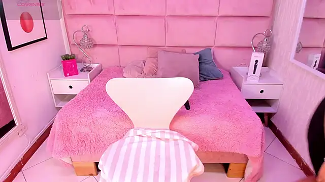 Janah Myers online show from February 2026 12:49:02 PM