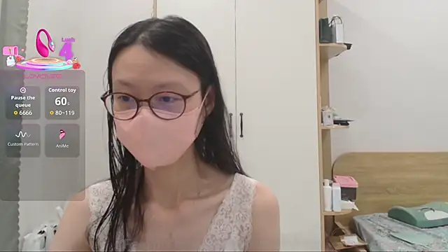AlinaBaby x online show from September 2025 02:43:02 PM