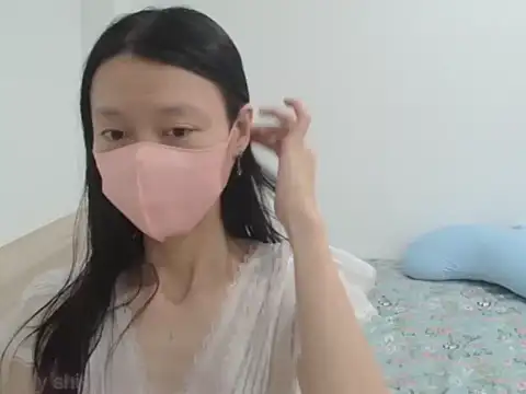 AlinaBaby x online show from October 2025 06:31:01 PM