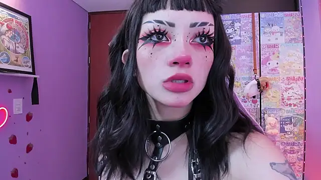 Vero Osb  online show from March 2026 11:10:02 PM