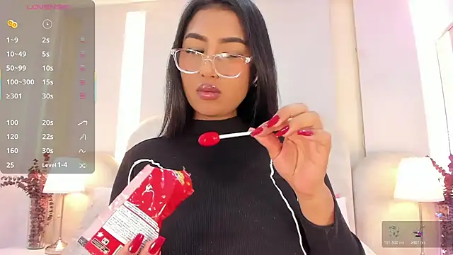 SalomeeBell online show from March 2026 02:27:01 AM