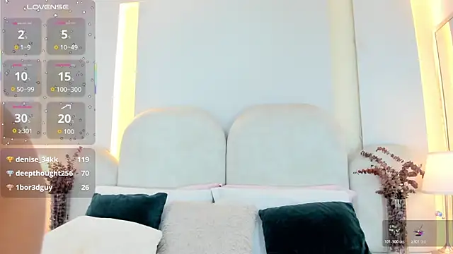 SalomeeBell online show from January 2026 08:16:02 PM