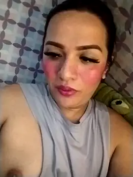 enoria1992 online show from February 2026 12:42:02 AM