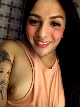 enoria1992 online show from December 2025 03:27:02 PM