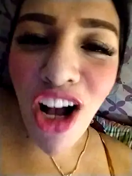 enoria1992 online show from November 2025 11:53:02 AM