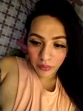 enoria1992 online show from April 2026 05:25:02 AM