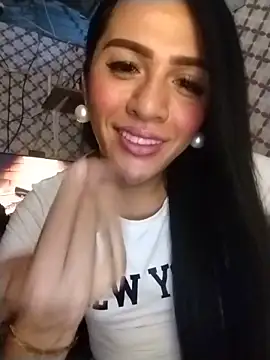 enoria1992 online show from May 2026 02:47:01 PM