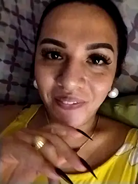 enoria1992 online show from November 2025 06:57:02 PM