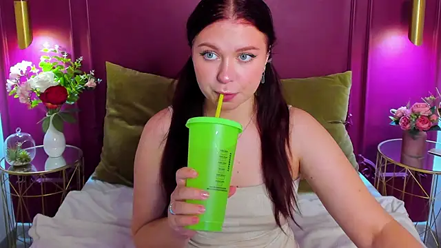 LizyBex online show from November 2025 08:36:02 PM