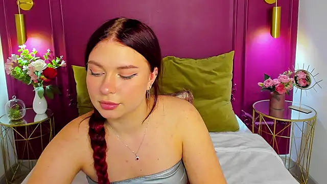 LizyBex online show from October 2025 12:24:01 PM