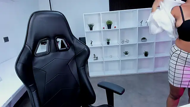 Snapshot of megan_bigboobs_ chatting on November 2025 11:02:01 AM megan bigboobs online show from November 2025 11:02:01 AM