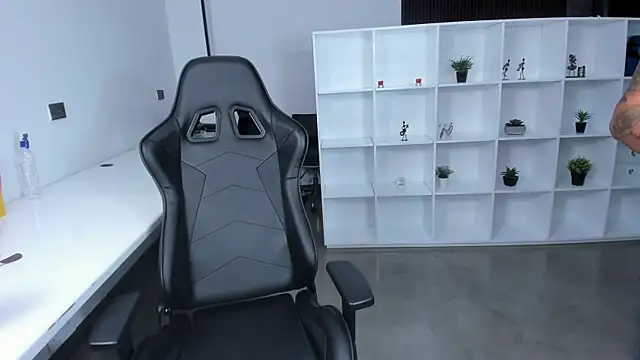 Snapshot of megan_bigboobs_ chatting on November 2025 11:15:02 AM megan bigboobs online show from November 2025 11:15:02 AM