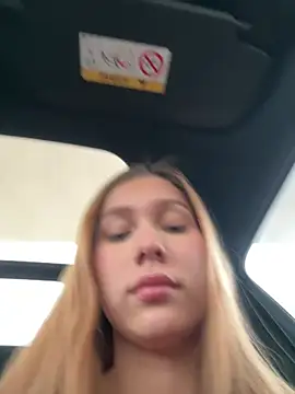 Nikii   online show from March 2026 04:08:01 PM