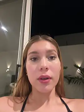 Snapshot of Nikii__ chatting on June 2026 01:13:02 AM Nikii online show from June 2026 01:13:02 AM