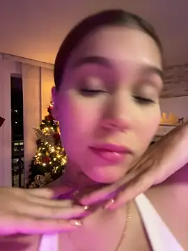 Nikii   online show from December 2025 05:09:01 AM