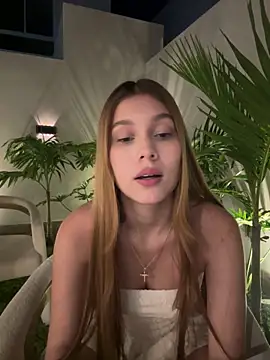 Snapshot of Nikii__ chatting on June 2026 01:38:01 AM Nikii online show from June 2026 01:38:01 AM