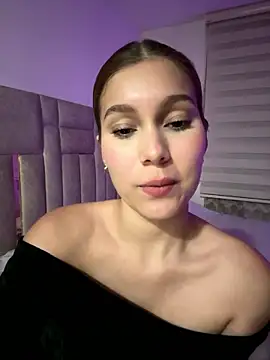 Nikii   online show from January 2026 03:24:01 AM