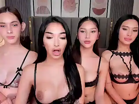 Snapshot of ScarletGreysonn chatting on October 2025 03:45:02 PM ScarletGreysonn online show from October 2025 03:45:02 PM