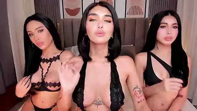 Snapshot of ScarletGreysonn chatting on September 2025 08:37:01 PM ScarletGreysonn online show from September 2025 08:37:01 PM