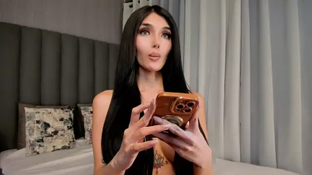 EmeraldGreyson online show from February 2026 01:23:02 AM